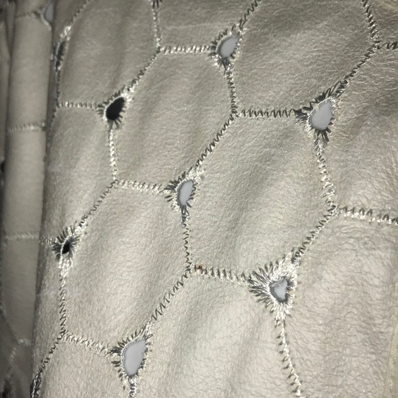 🌟 Ruby Rd. White Eyelet Jacket - Picture 5 of 9